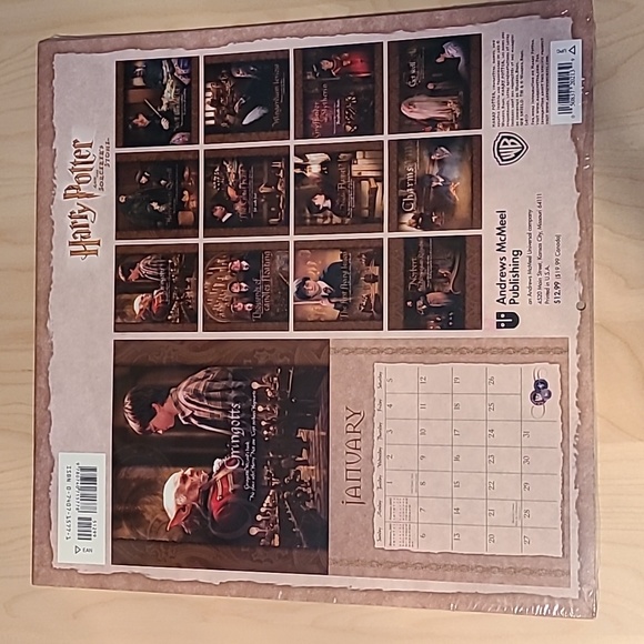 2/$20 *Clearout* NWT Vintage Harry Potter 2002 and 2003 calendars - Picture 5 of 5